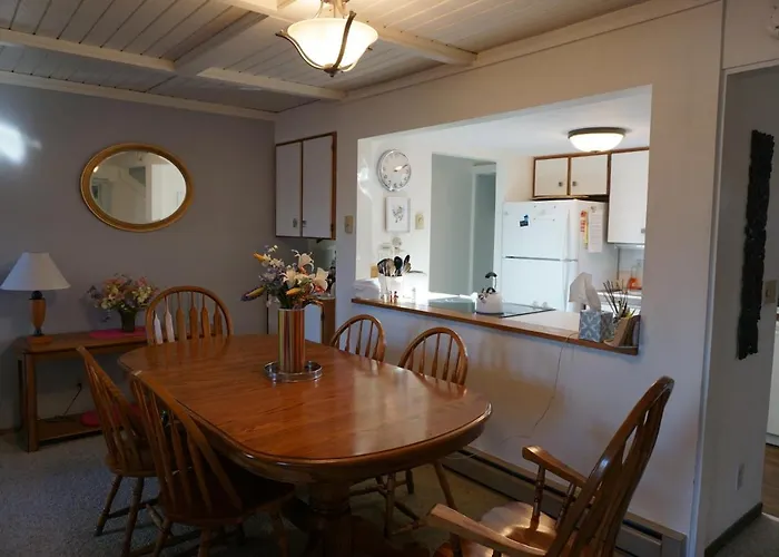 2-3 Bedroom /2 Bath Holiday home Jackson